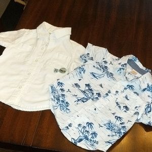 EUC set of 2 boys button down 💯 cotton shirts